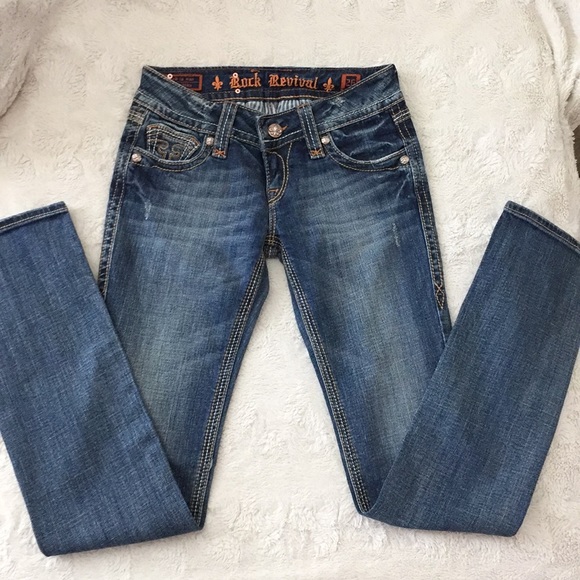 Rock Revival Jeans with Swarovski Crystal Pockets - Picture 5 of 7